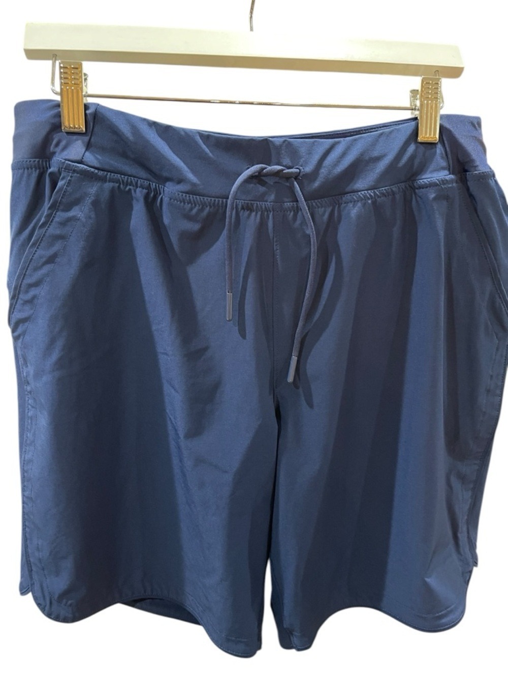 Lands End Women’s Athletic Shorts SZ 12 Navy Blue 9” Inseam